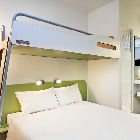 Ibis Budget Leeds Centre Crown Point Road Exteriör bild