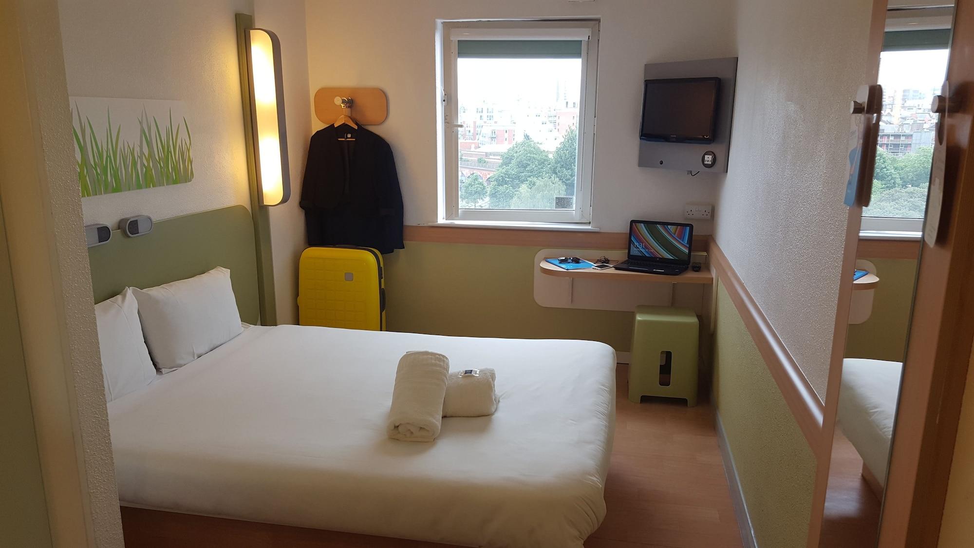 Ibis Budget Leeds Centre Crown Point Road Exteriör bild
